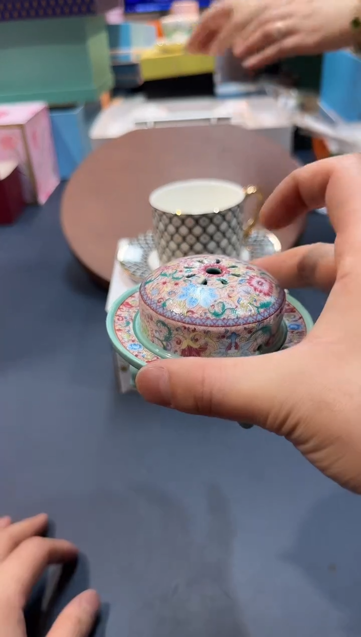 【闪购商品】瓷片F423全场正品，京东包邮