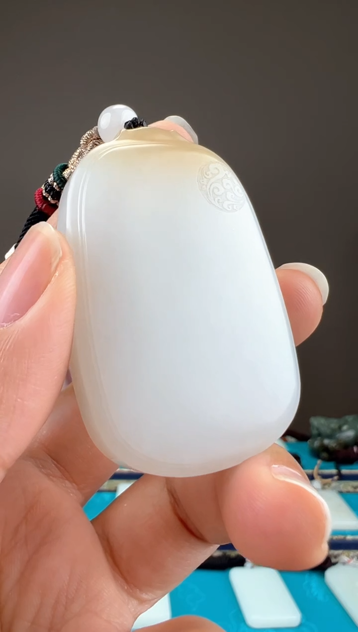 【闪购商品】和田玉颈饰未镶嵌1