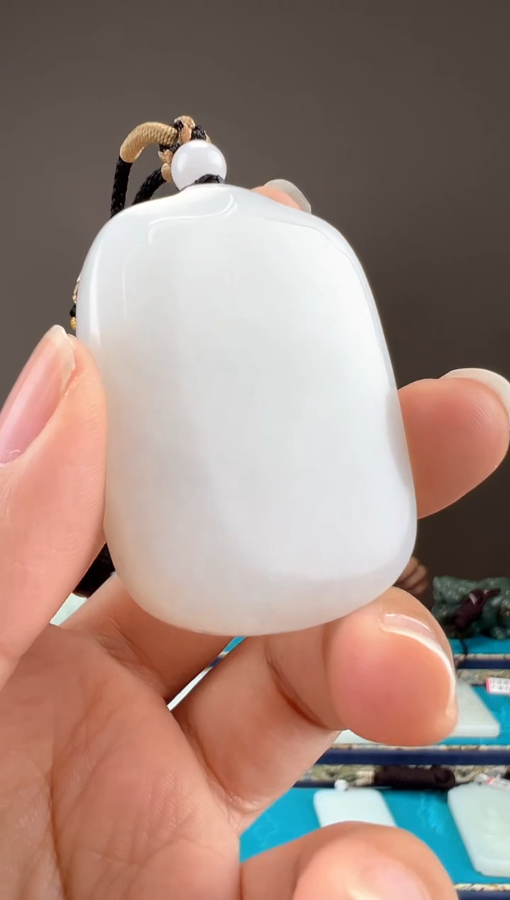 【闪购商品】和田玉颈饰未镶嵌1