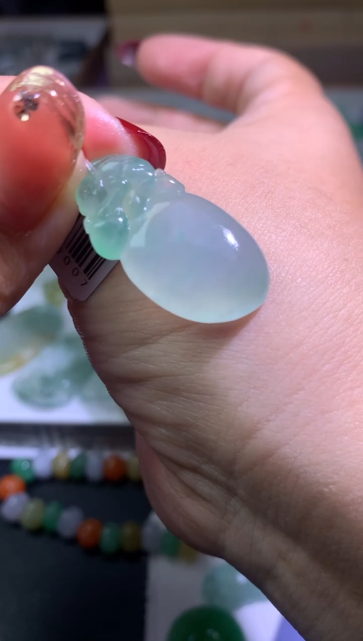 【闪购商品】定制翡翠未镶嵌毛货