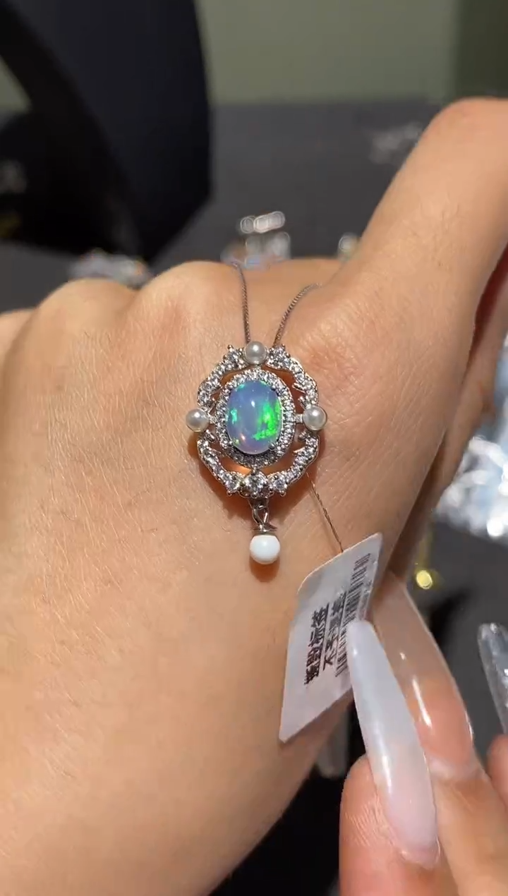 银S925镀金镶嵌欧泊颈饰吊坠