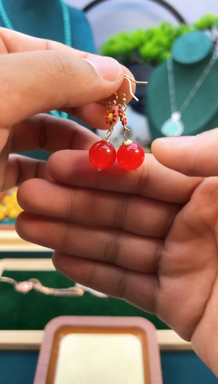 南红玛瑙14K金镶嵌耳饰E357         