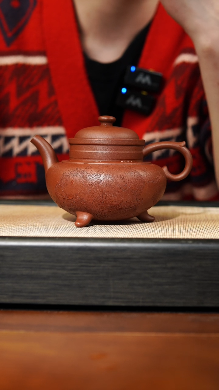 【闪购商品】紫砂茶壶大红泥古卣傲雪375cc