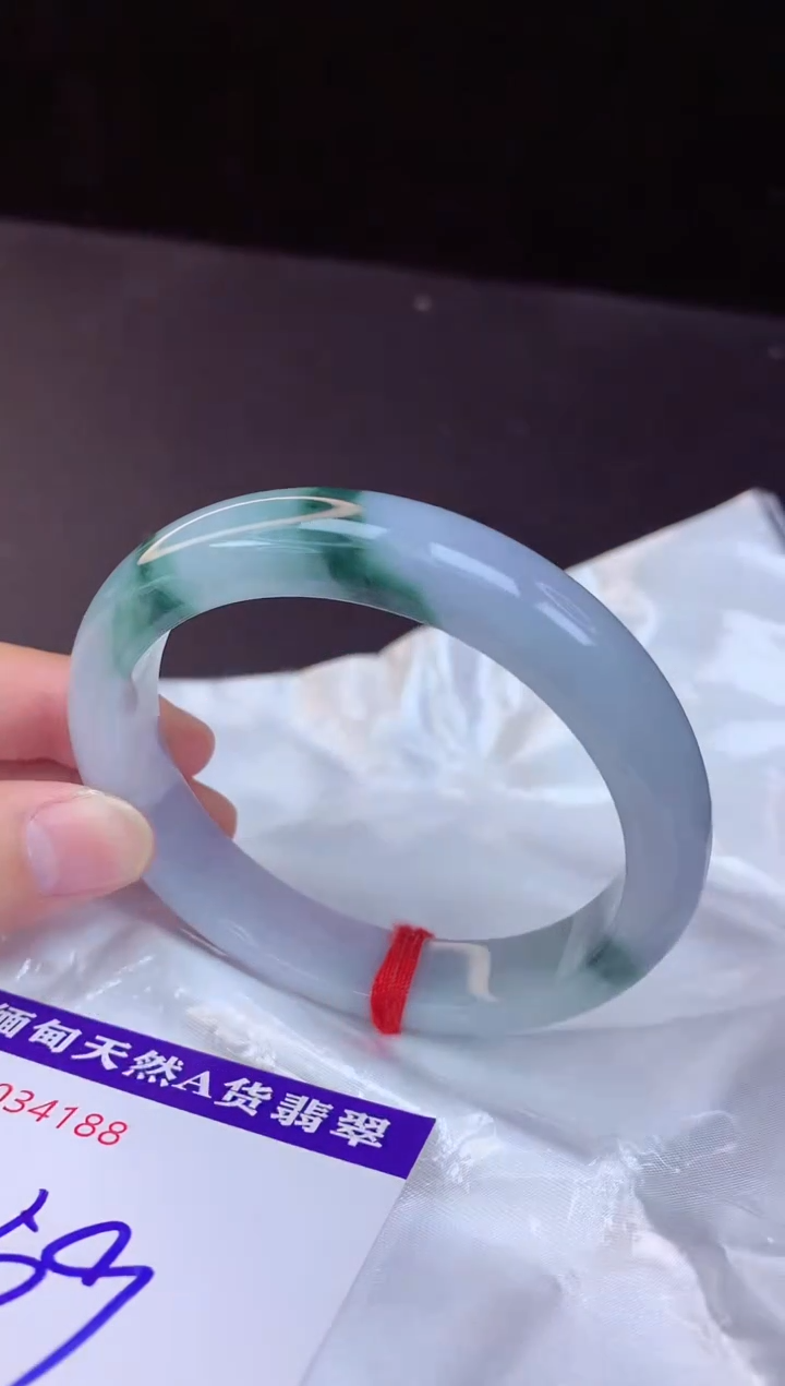 【闪购商品】翡翠手镯未镶嵌59+