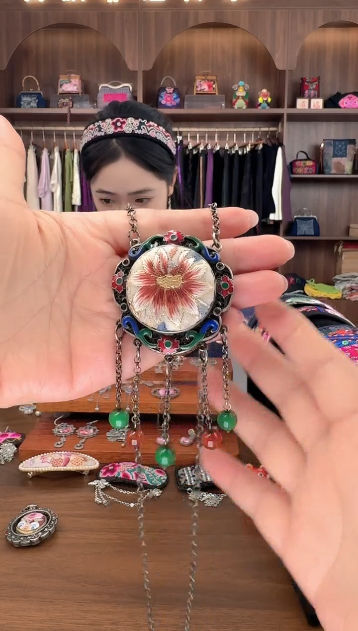 织绣扶光苗绣传承28