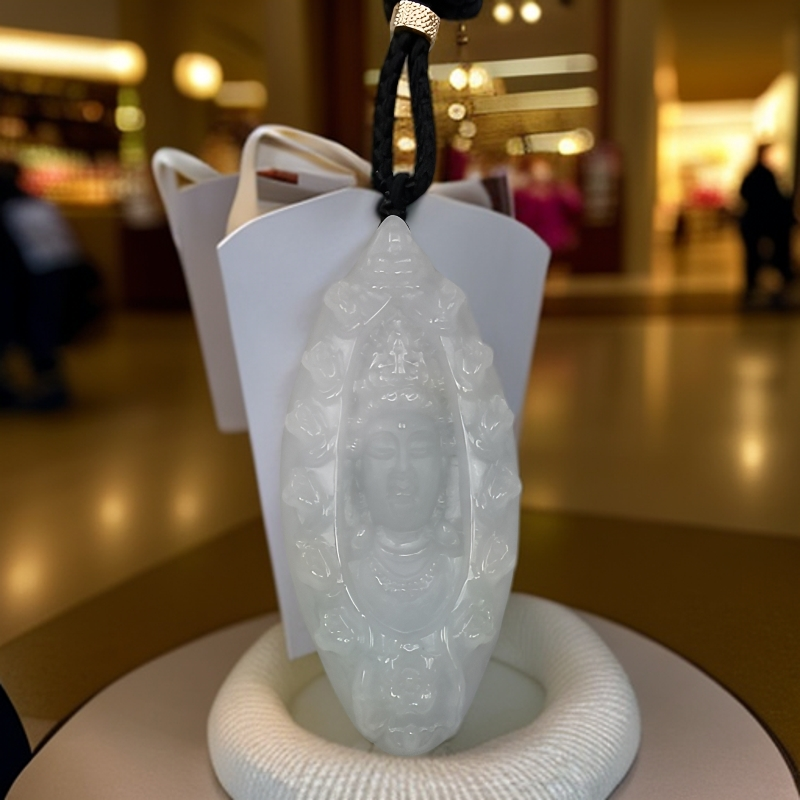 天然缅甸A货翡翠磨砂亮光双抛精雕椭圆牌出人头地千手观音玉坠