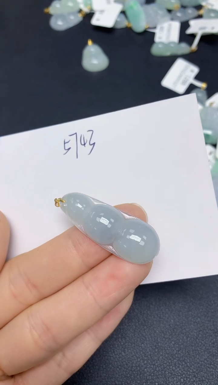 【闪购商品】翡翠挂件18K金镶嵌 天然翡翠A货