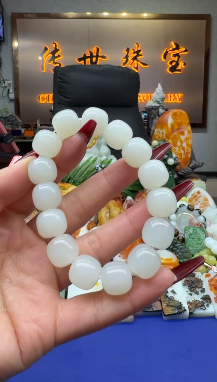 【闪购商品】和田玉1未镶嵌        xjhsl14