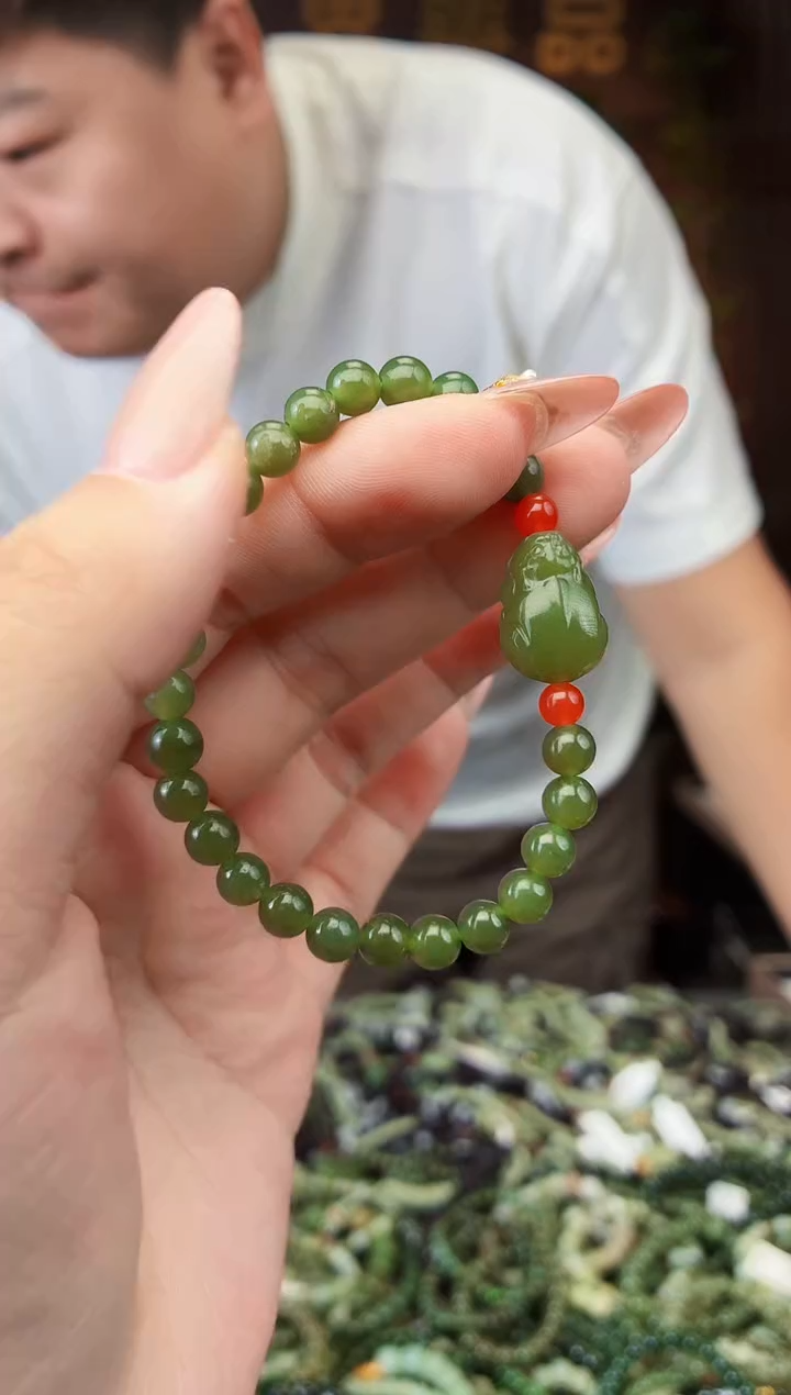 和田玉未镶嵌颈饰拍一发一