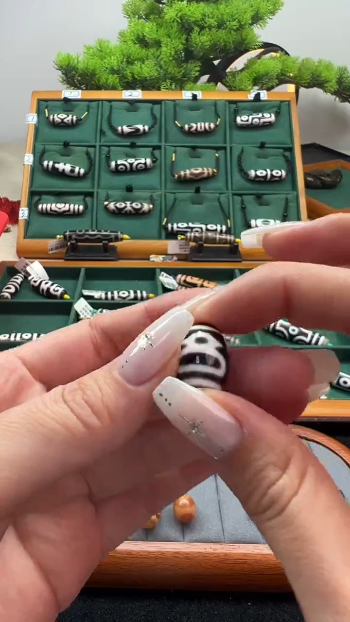 玛瑙/玉髓（覆膜）颈饰未镶嵌14.（微瑕随机发货）