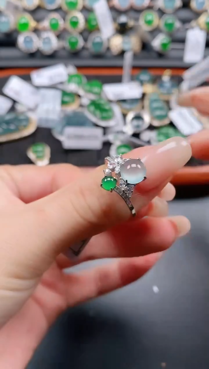 银S925镶嵌戒指翡翠1111