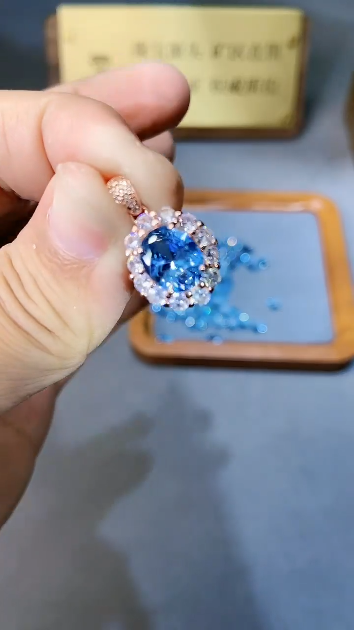 【闪购商品】海蓝宝石颈饰银S925镶嵌354