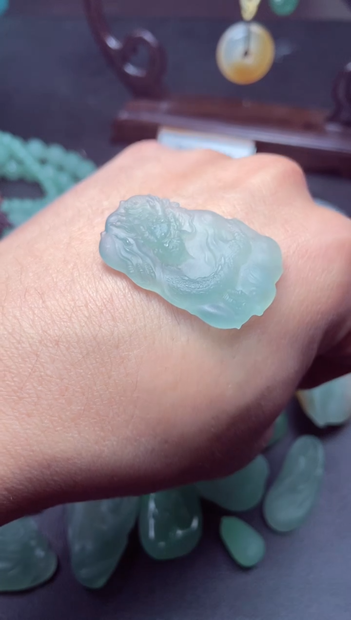 未镶嵌定制翡翠a货翡翠