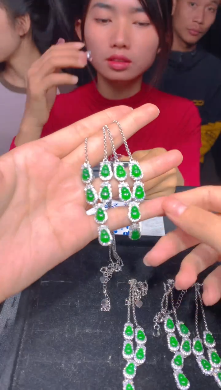 【闪购商品】定制翡翠未镶嵌281多样性发货（发其一）