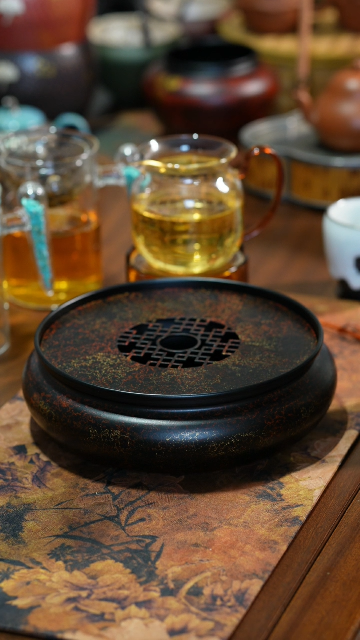 【闪购商品】红金大漆储水壶承