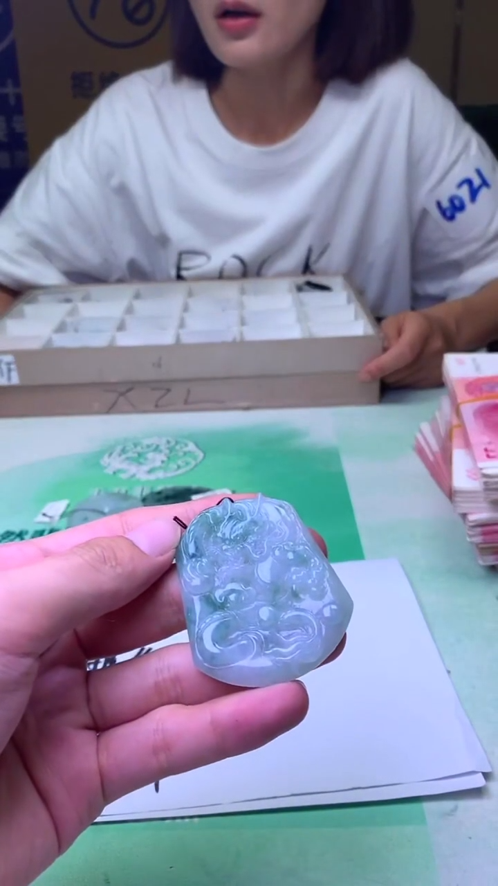 未镶嵌定制翡翠玩****～-毛货-不退不换-