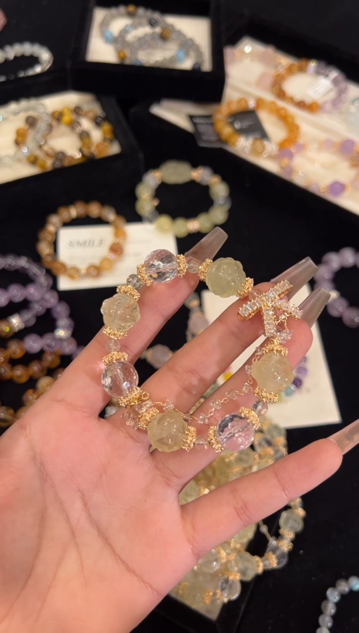 【闪购商品】水晶手链合金黄水晶凤球手链x1342
