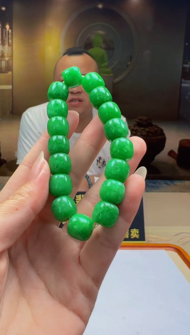 翡翠未镶嵌颈饰SY2025-7-14-34