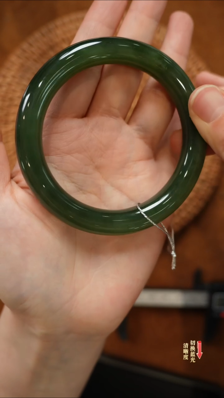 【闪购商品】和田玉手镯未镶嵌 0207-047（59圈口）