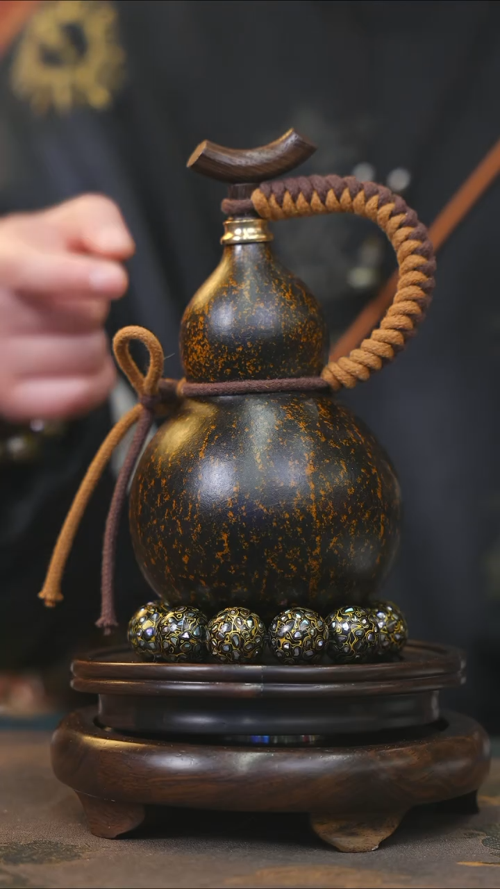 【闪购商品】YD142大漆酒葫芦不包手串及旋转底座