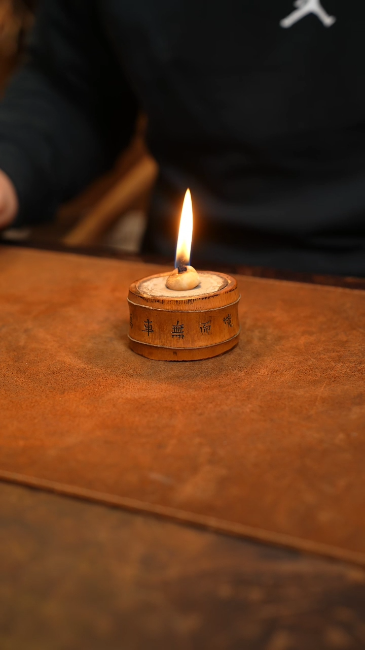 【闪购商品】东方手作老竹手刻内包锡油灯-结庐在人境