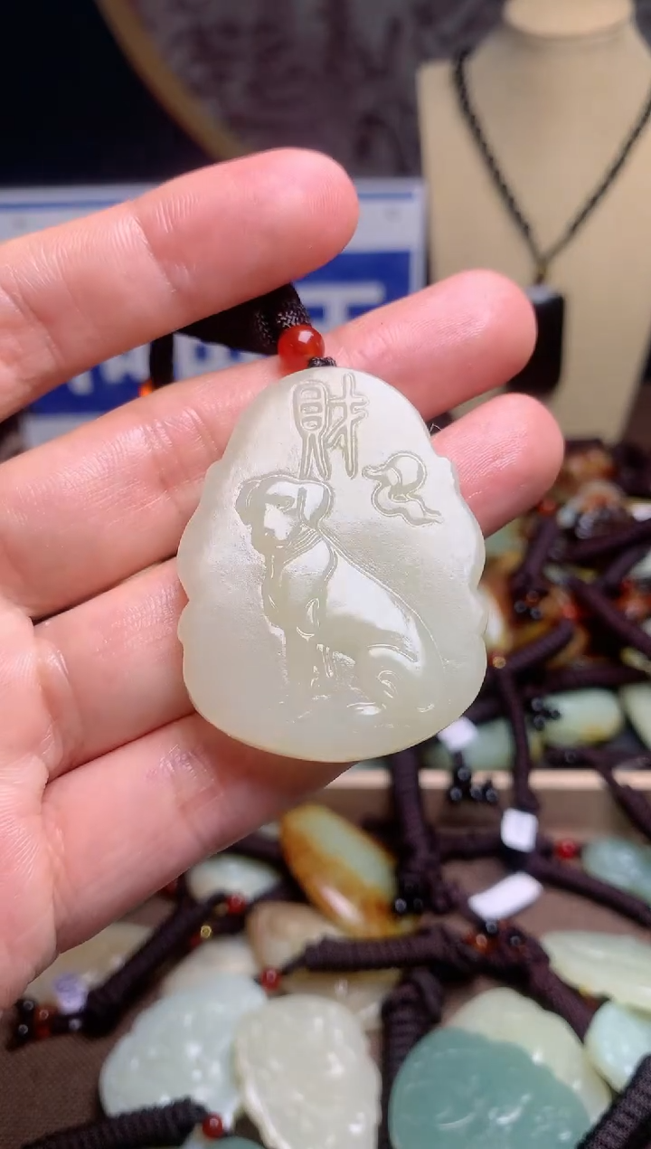 【闪购商品】和田玉颈饰未镶嵌1