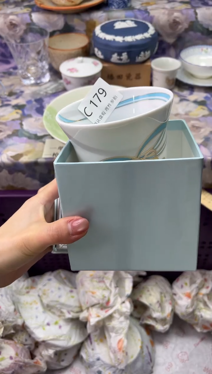 瓷片西*瓷片瓷片          C 179