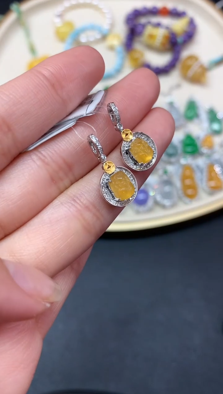 【闪购商品】翡翠吊坠(不含链)18K金镶嵌吊坠多样性发其一A286|