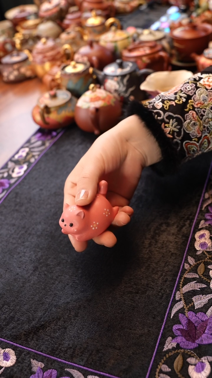 茶壶紫砂粉色小猫