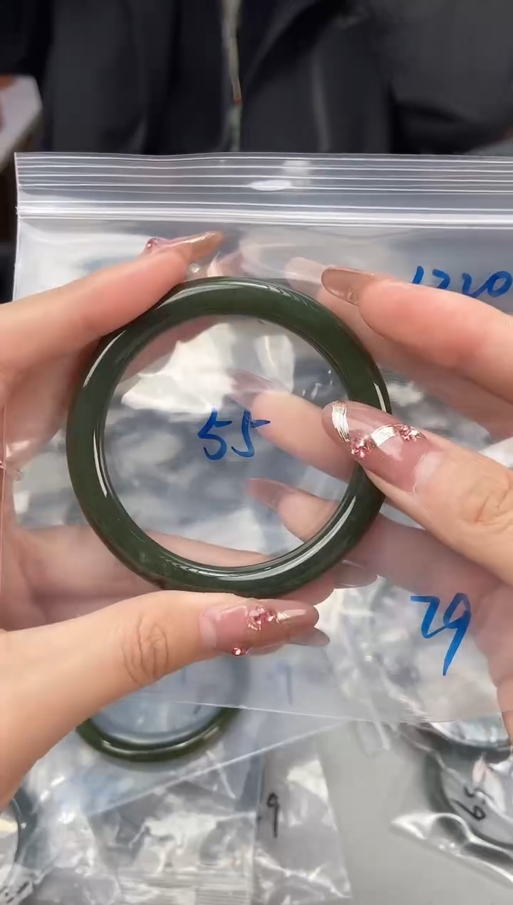 【闪购商品】和田玉手镯未镶嵌天然和田玉手镯1220