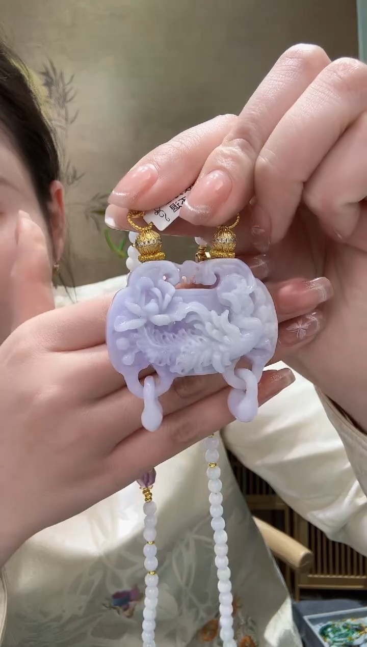 【闪购商品】翡翠颈饰未镶嵌吊坠