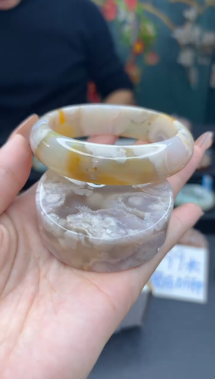 【闪购商品】石英质玉手镯未镶嵌1112（61圈赠送镯心）
