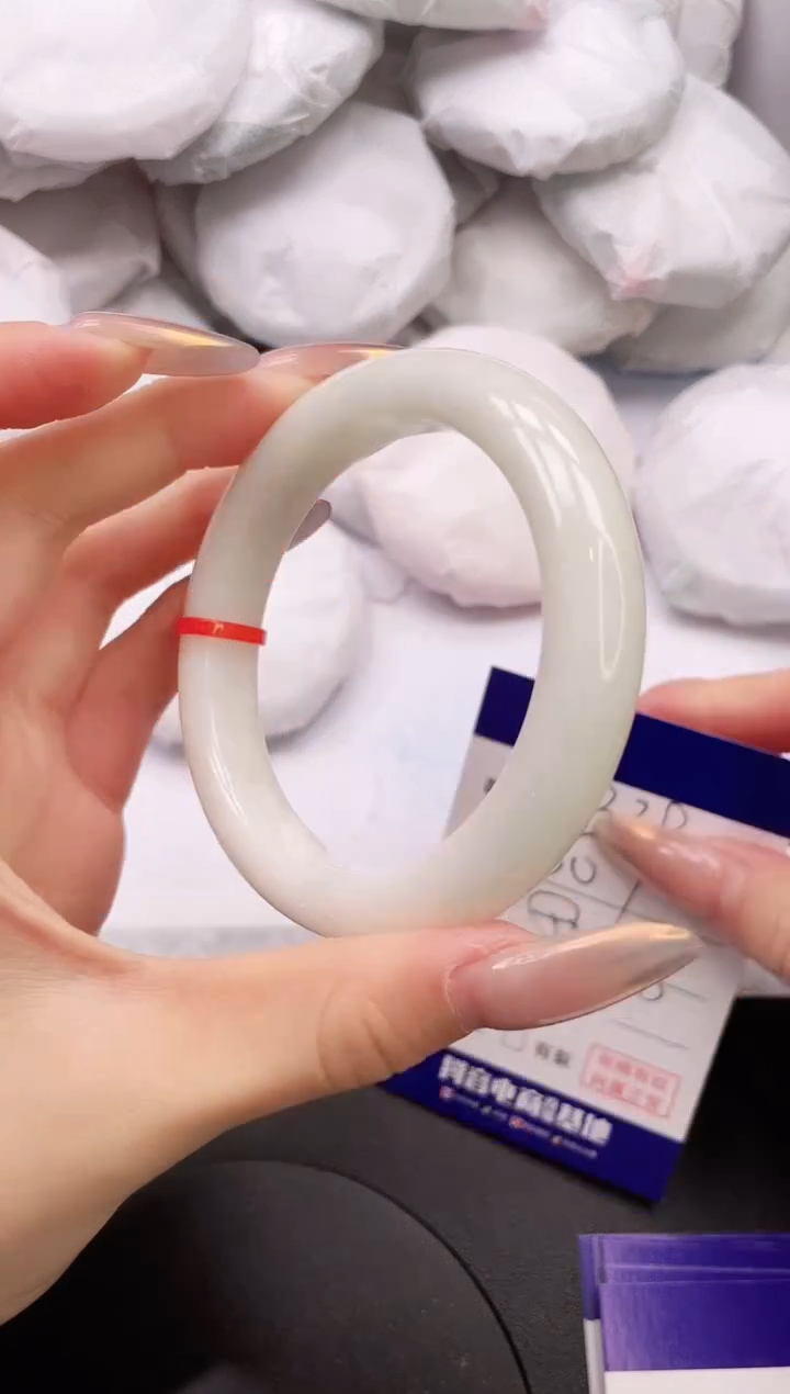 【闪购商品】和田玉手镯未镶嵌3K239-58