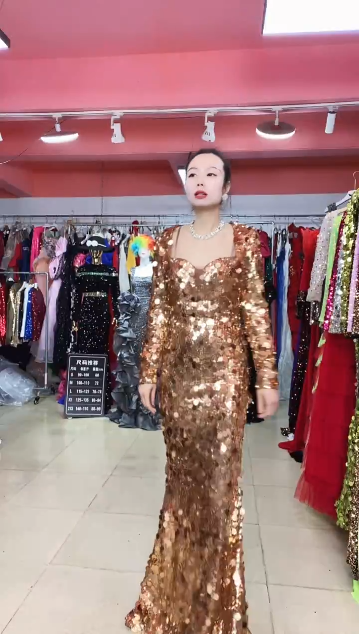 发布商品，或指定用户发送定向闪