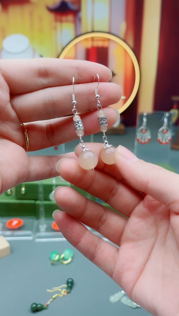 未镶嵌耳饰玛瑙/玉髓338000