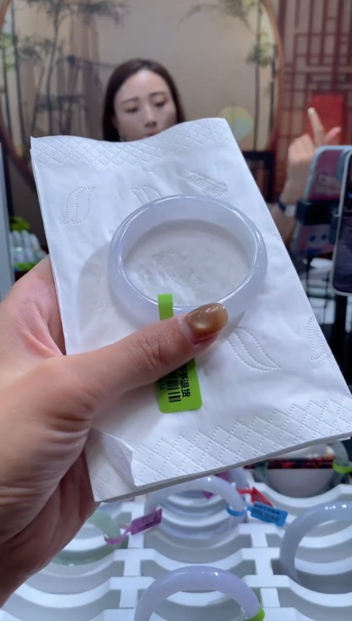 未镶嵌手镯翡翠000071643