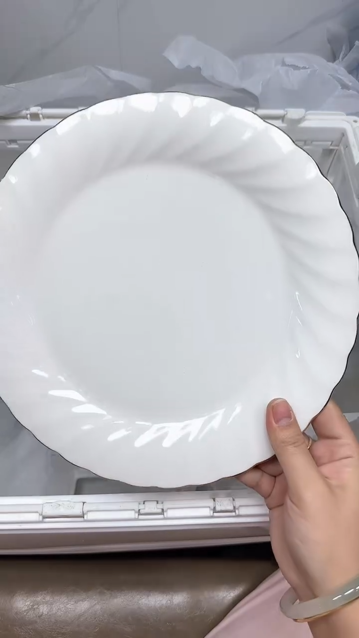 【闪购商品】2221回流瓷器默认微瑕，18.8包邮