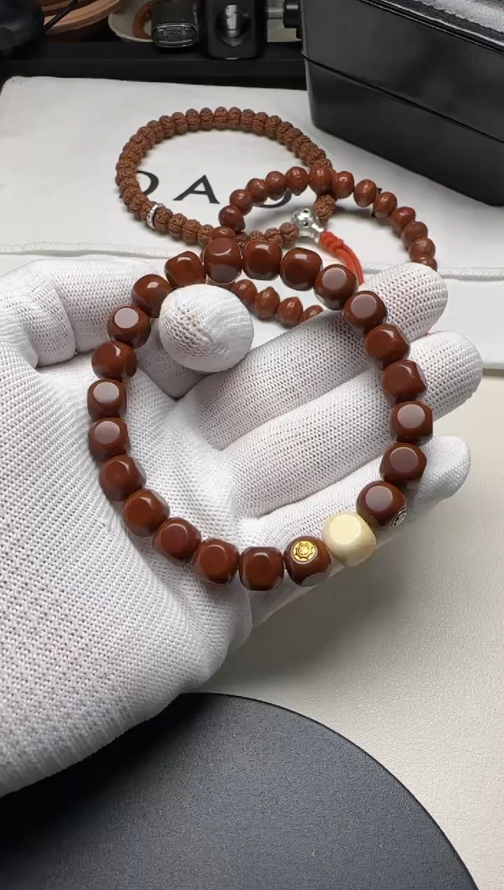 【闪购商品】猴头核桃手串猴头六方