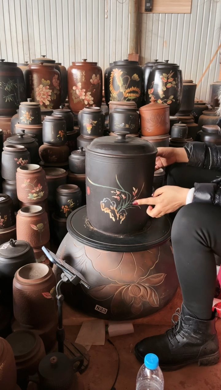 【闪购商品】壶瑕疵九饼彩填 盖子 外地裂  845