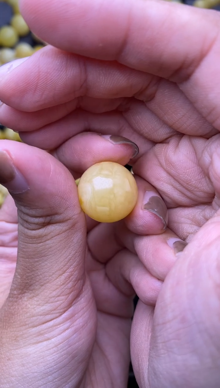 裸石琥珀未镶嵌大小姐珠宝44