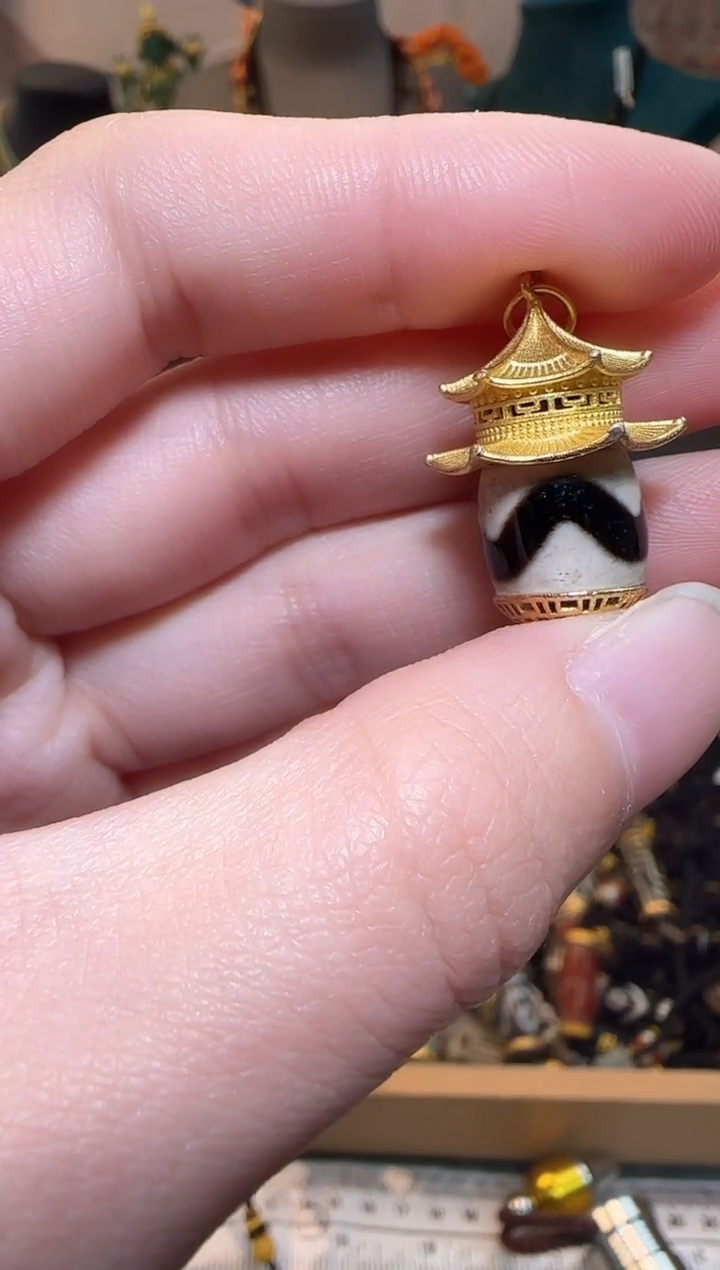 【闪购商品】玛瑙吊坠银S925镶嵌耳饰