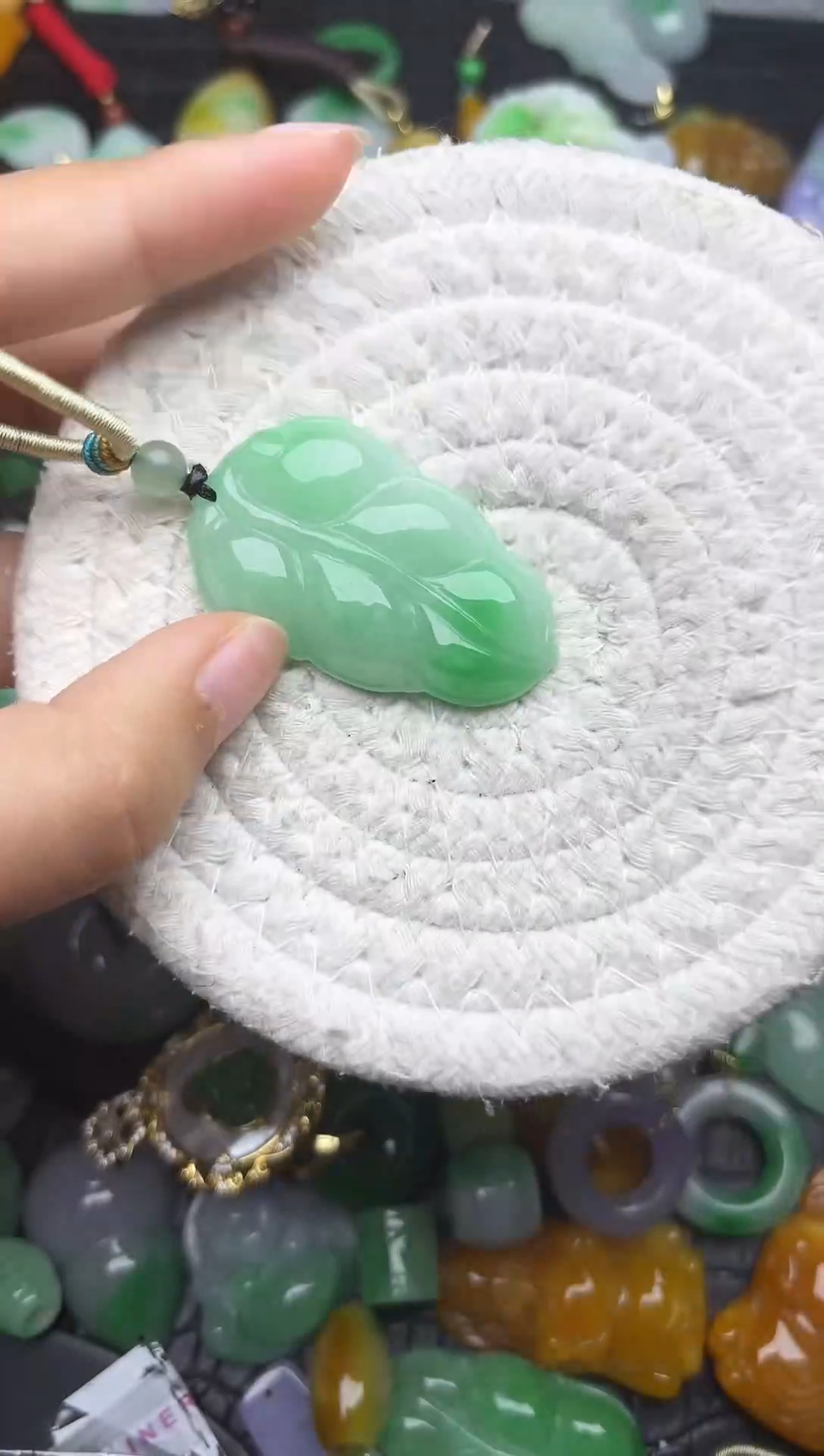 颈饰未镶嵌翡翠缅甸翡翠吊坠
