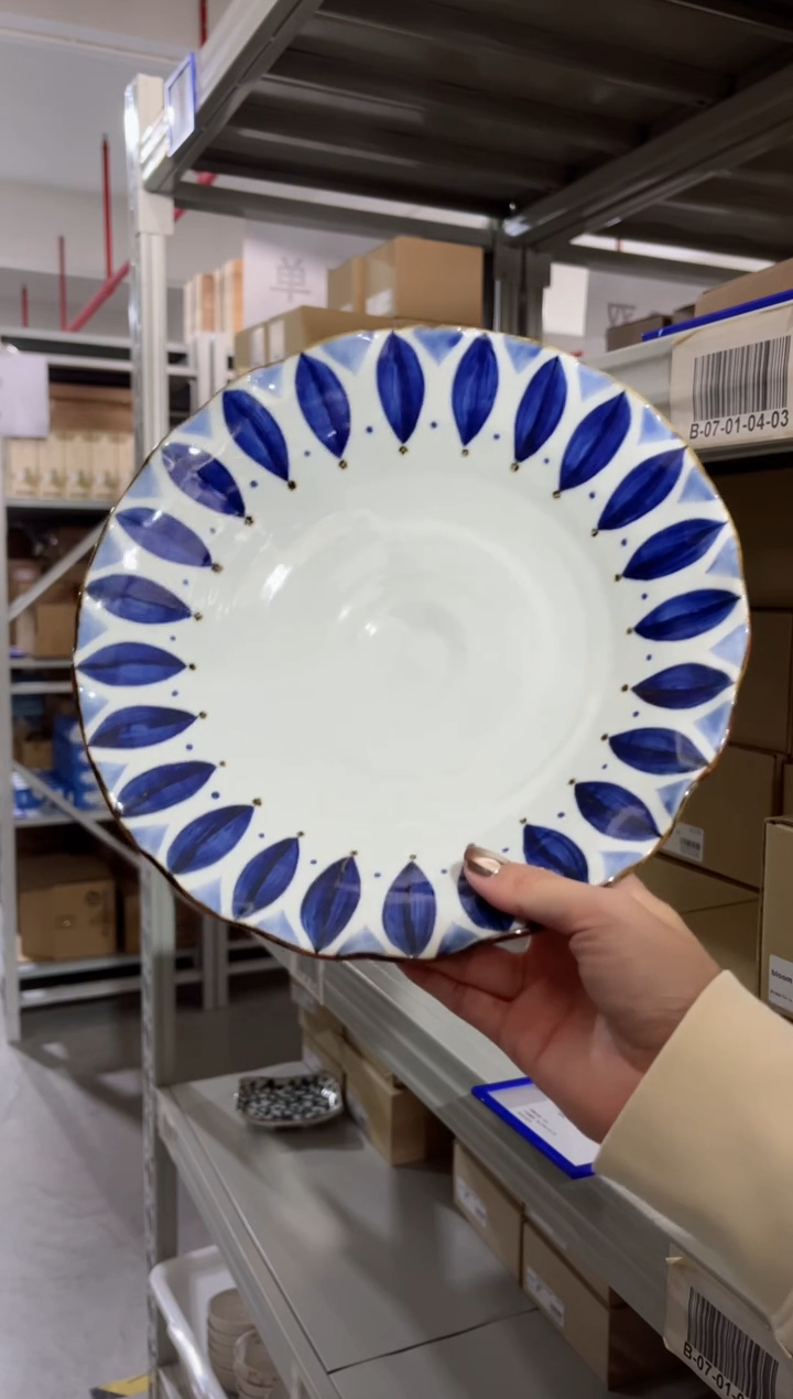 【闪购商品】瓷片福利花瓣大盘