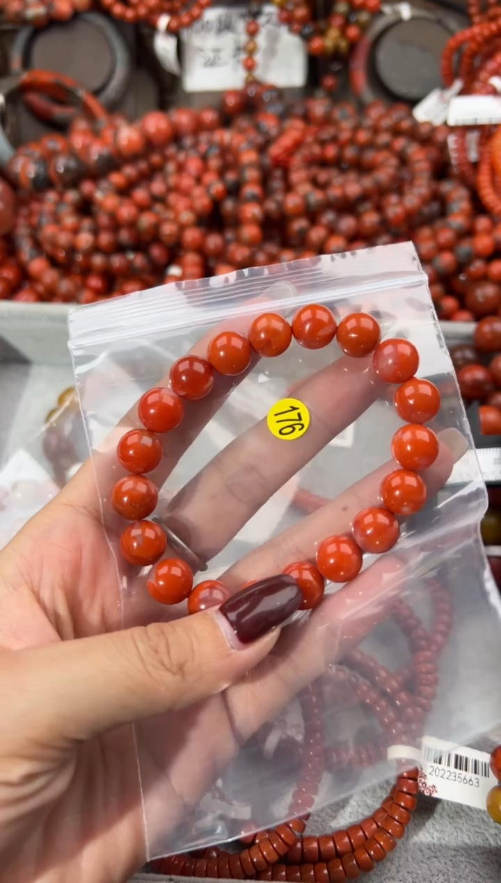 未镶嵌手串南红玛瑙10+