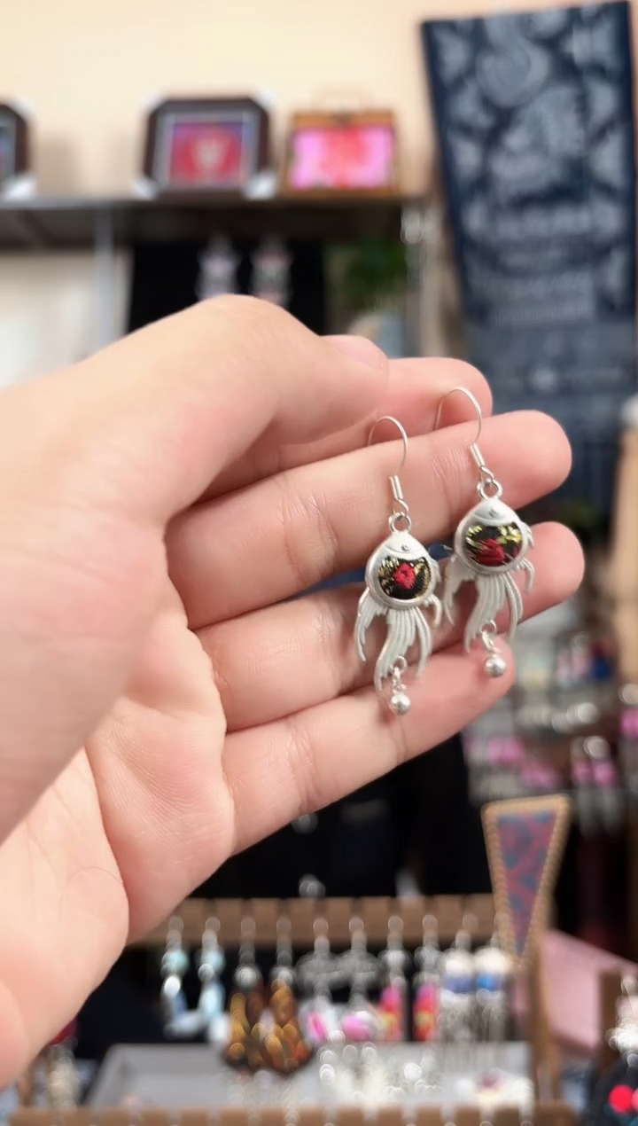 织绣民族风非遗老绣饰品456