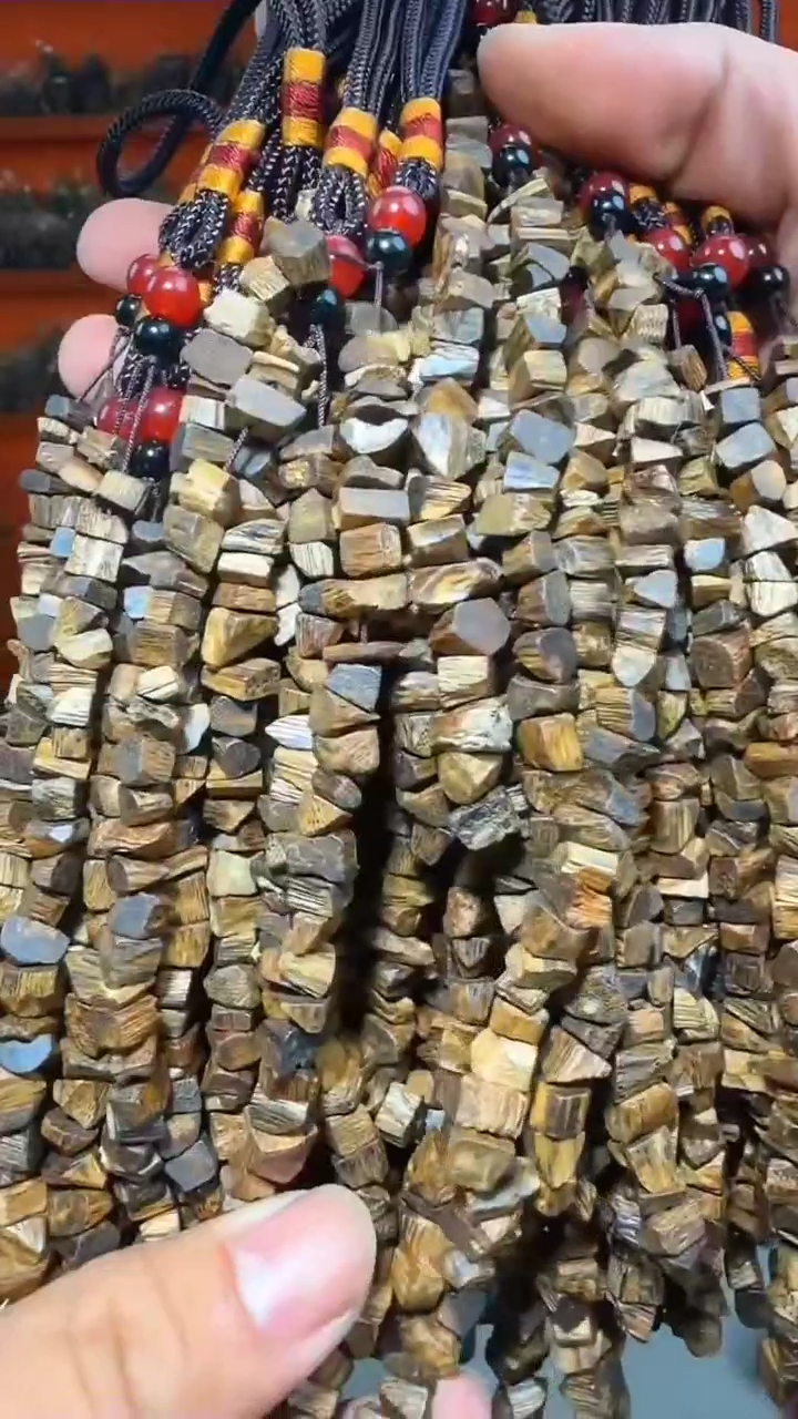 沉香香囊沉香1号手机挂多样性发一