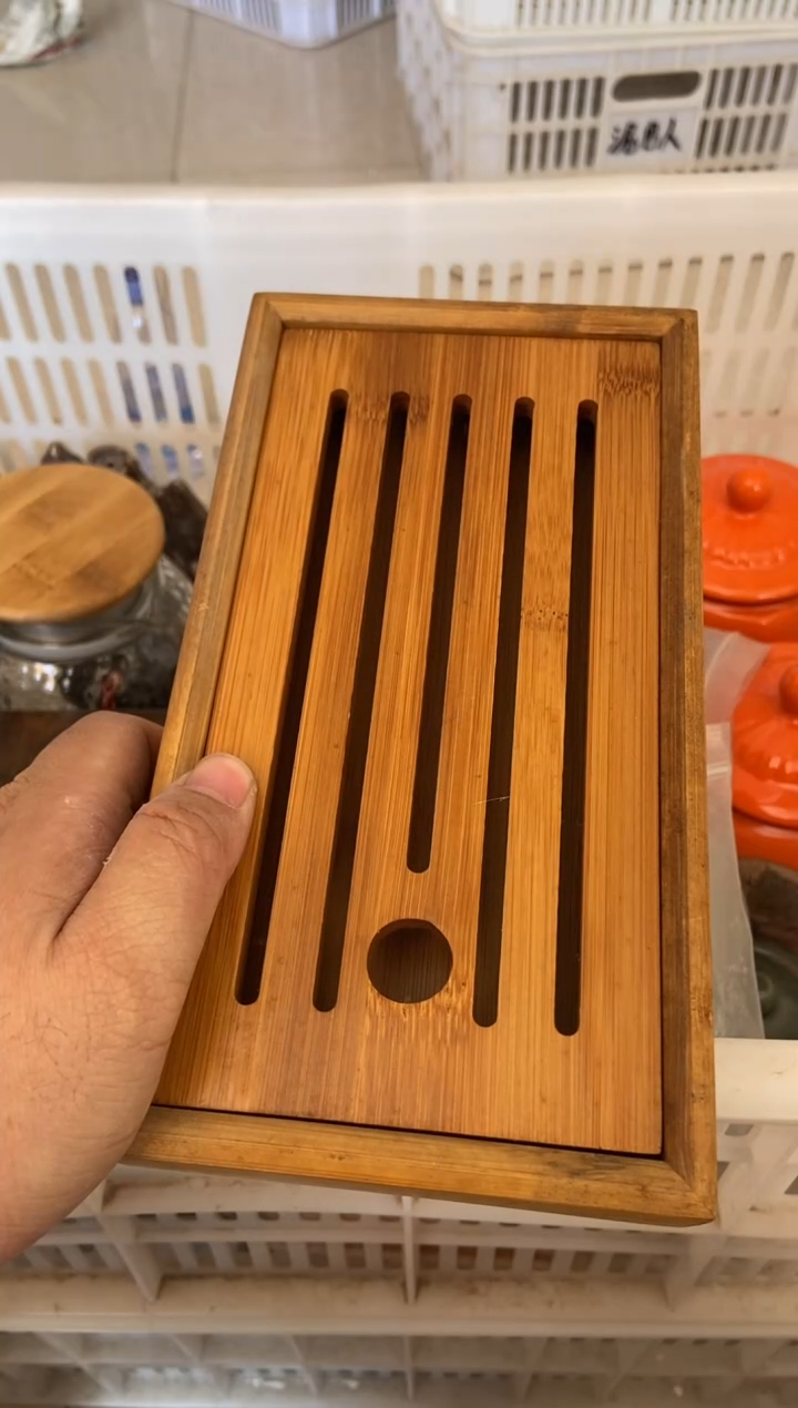 无运费险有瑕疵的摄影的产品有使用过的痕迹有点脏介意勿拍