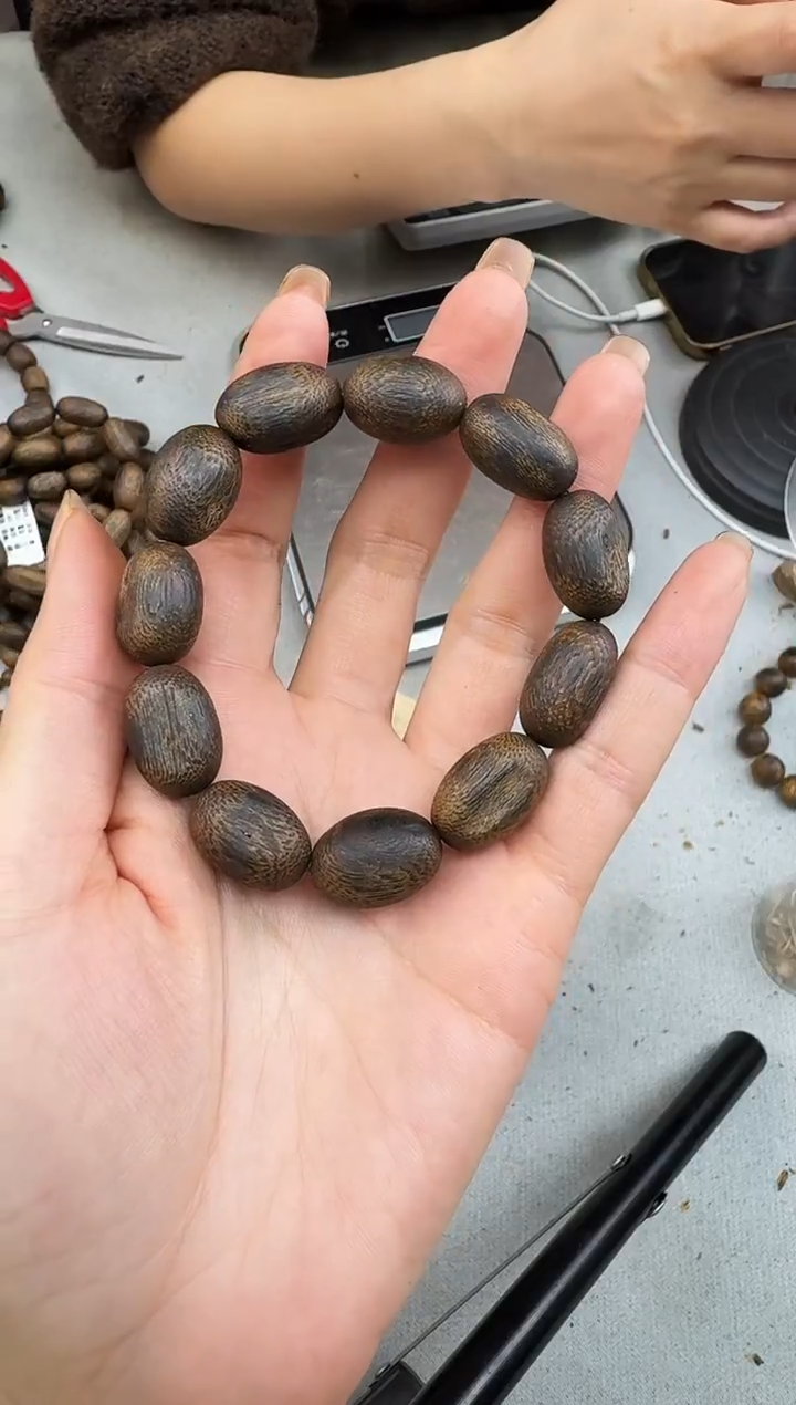 沉香手串1422张勺子枣珠沉水单圈多样性发一