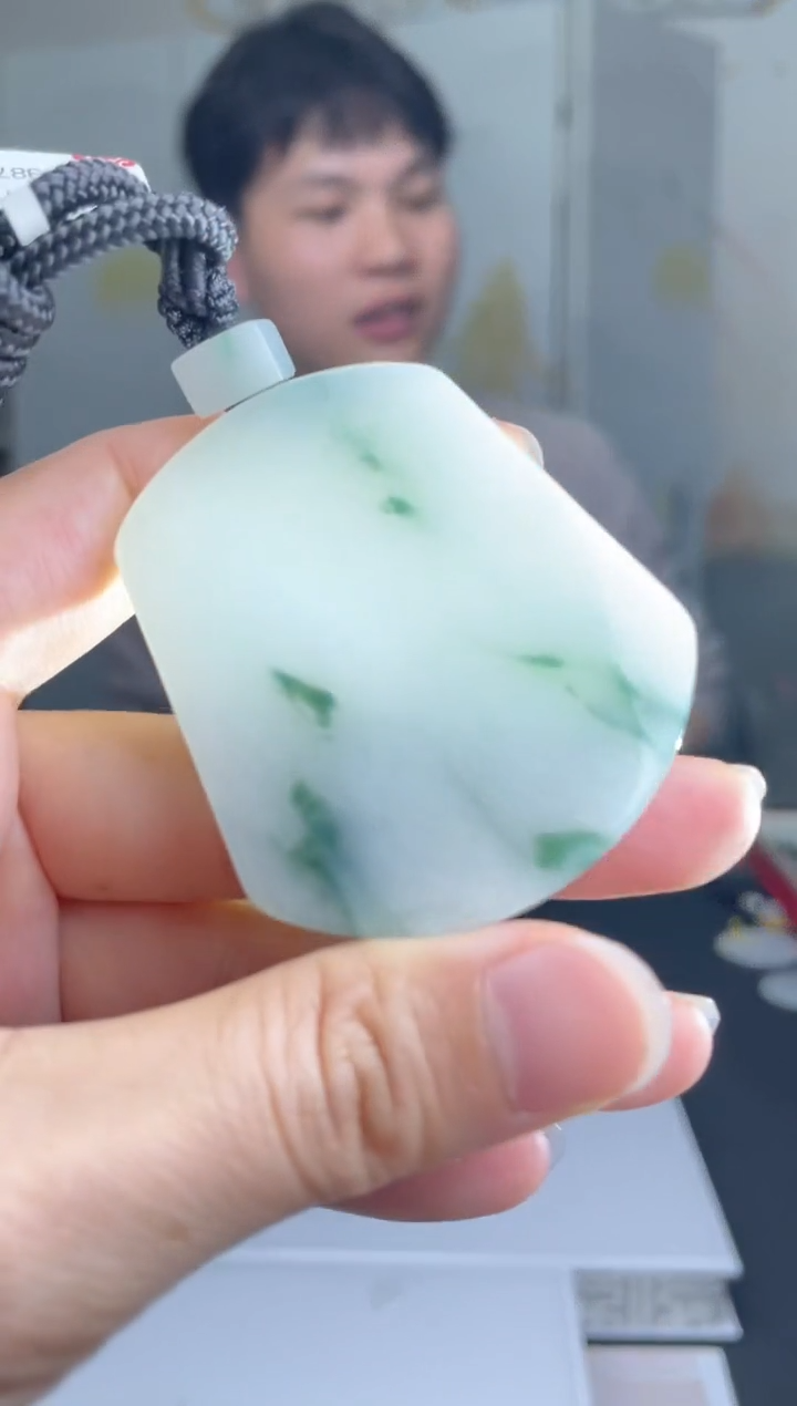 【闪购商品】定制翡翠未镶嵌2-12HDJT0126180