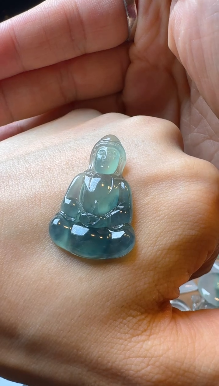 【闪购商品】翡翠裸石未镶嵌观音